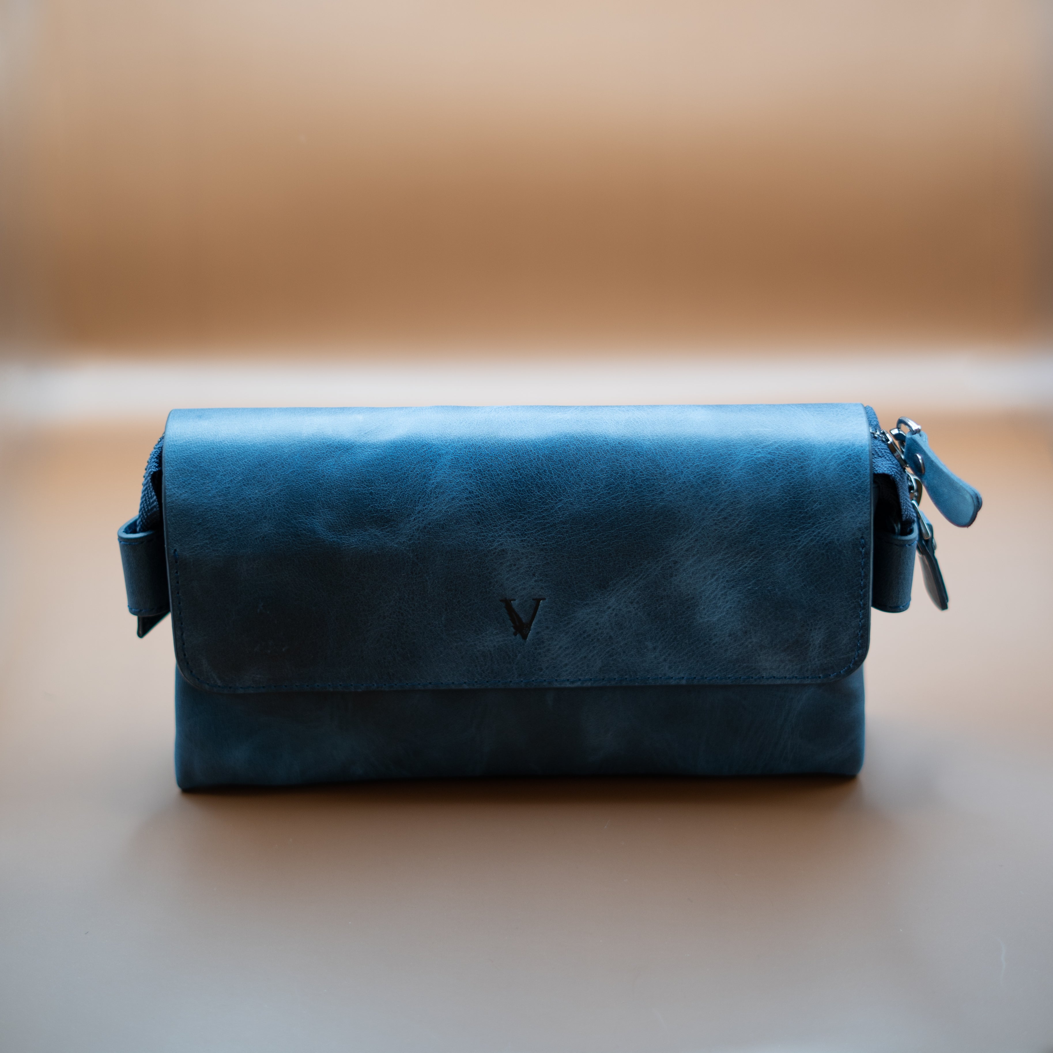 Liberté Clutch