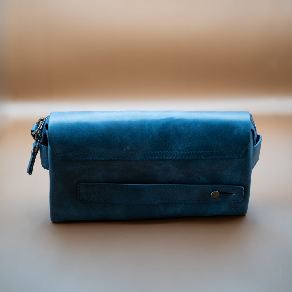 Liberté Clutch