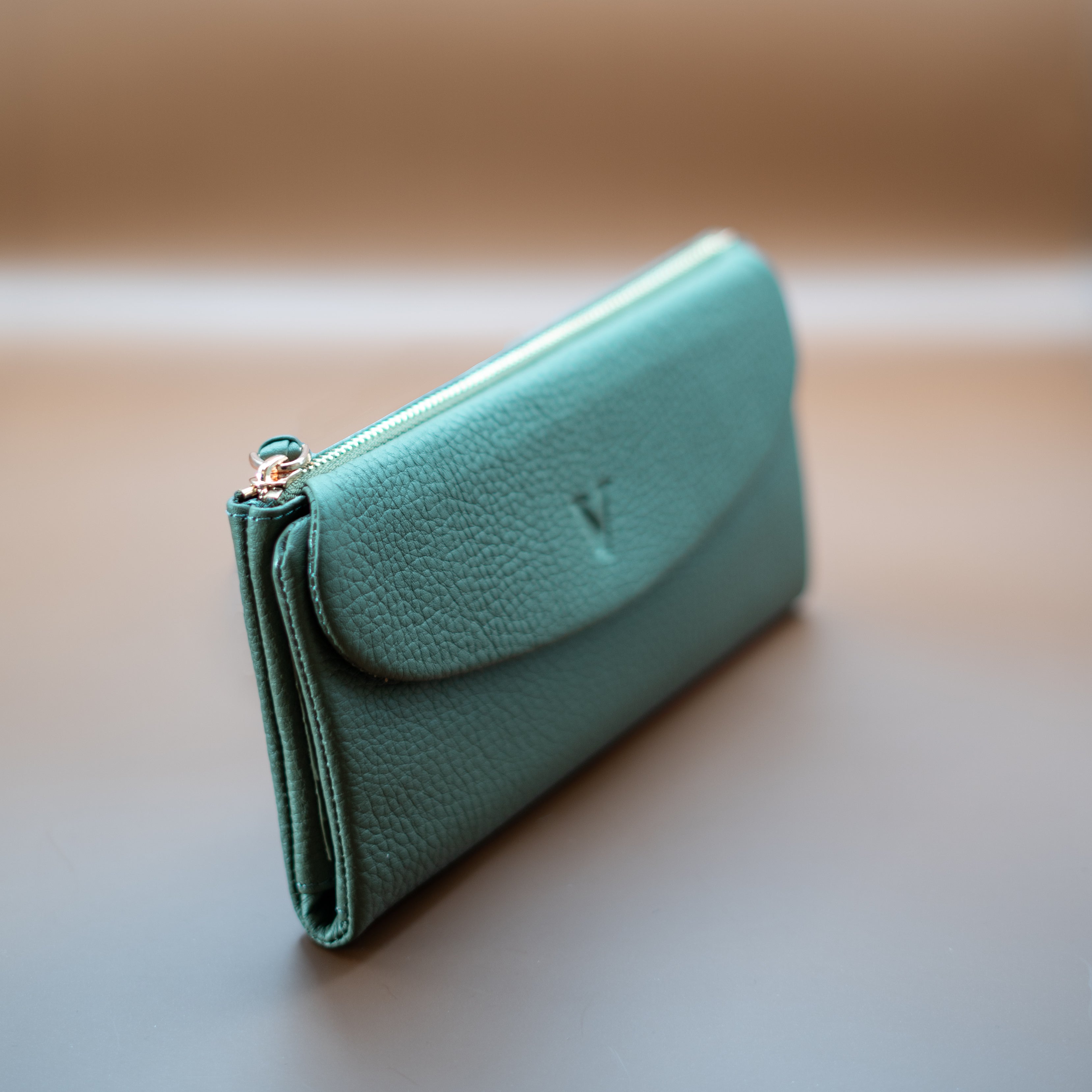 Lumière Clutch